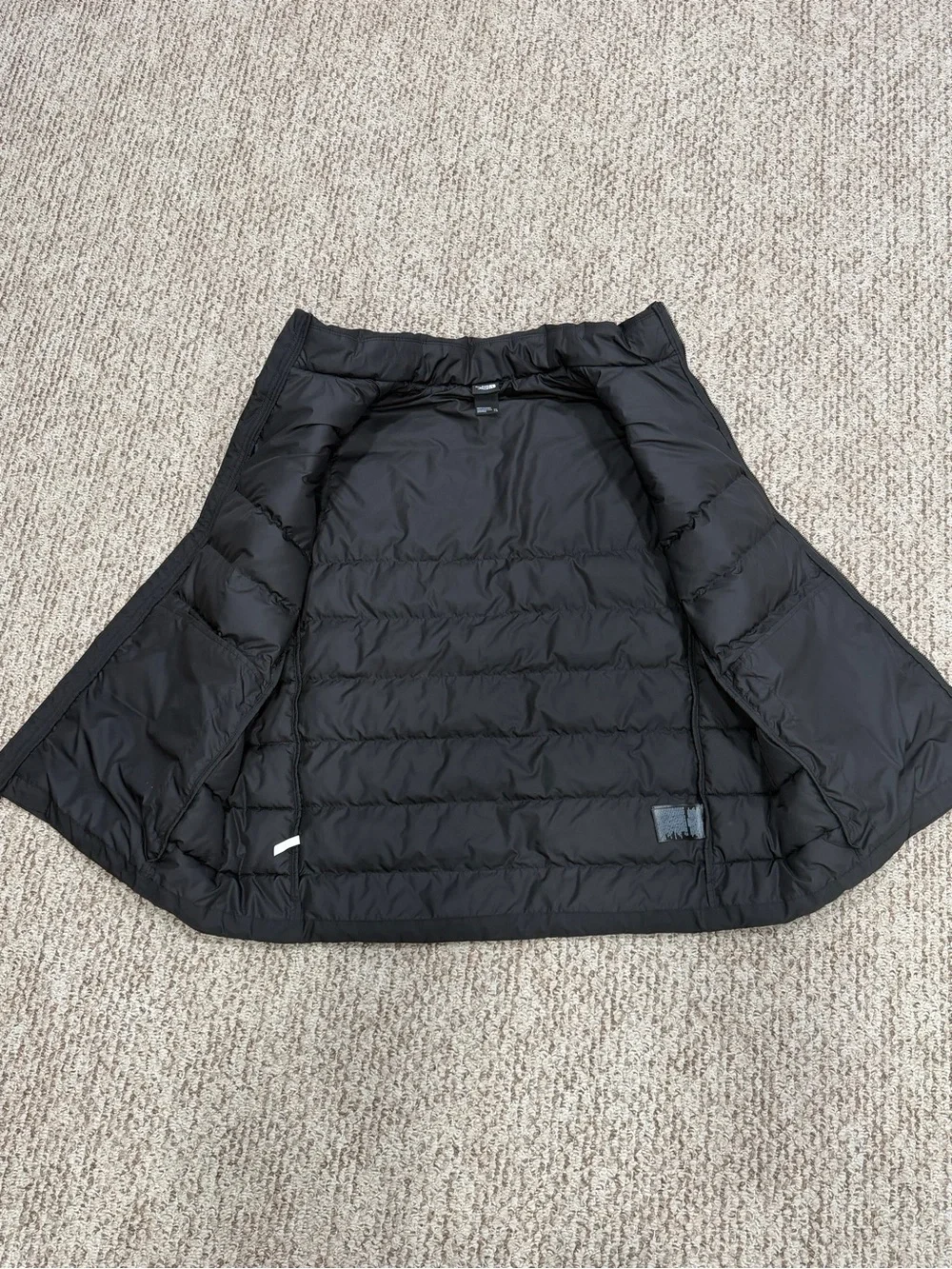 The North Face Men’s Black Puffer Vest